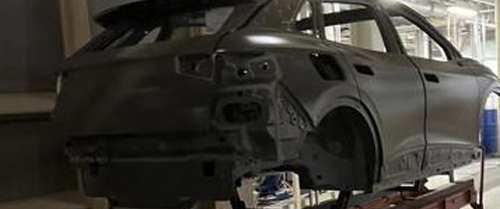 人工制造 機(jī)器人系統(tǒng)