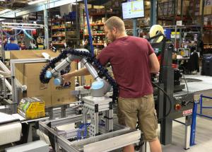 顯揚(yáng)科技亮相央視直播間