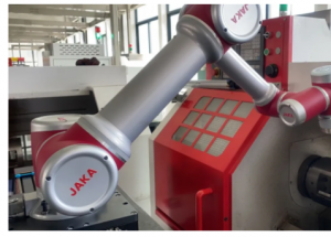 顯揚科技亮相央視直播間