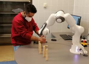 顯揚科技亮相央視直播間